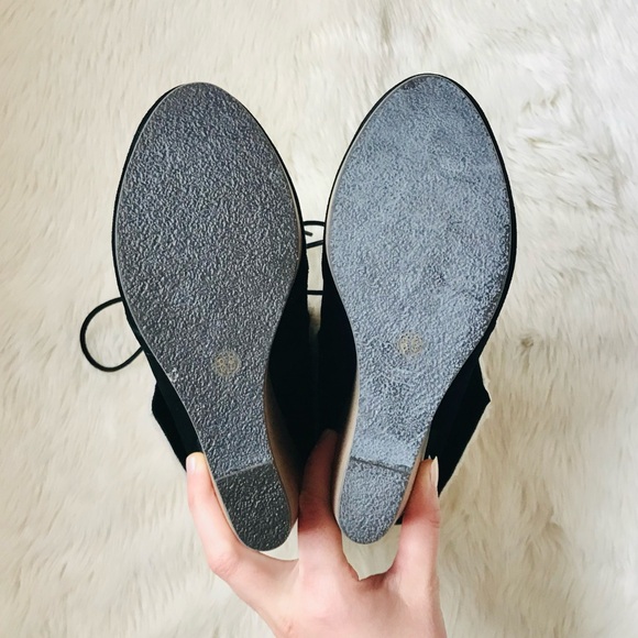 nwt y2k naughty monkey lace up sherpa wedge black suede ankle booties - Picture 6 of 8